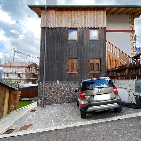 Ciasa Sas Da Le Doudesc Daire Vigo di Fassa Dış mekan fotoğraf